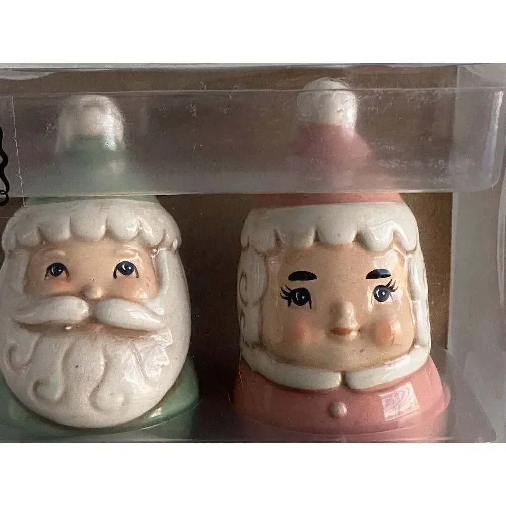 Johanna Parker Design Christmas  Mr & Mrs. Claus Santa Salt & Pepper Shakers New